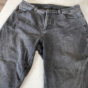 Universal Standard sz 16 Joni 32” black jeans EUC!!